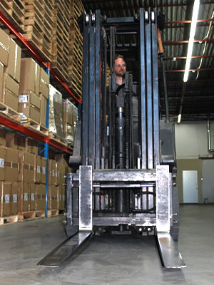 Precise warehouse cross docking