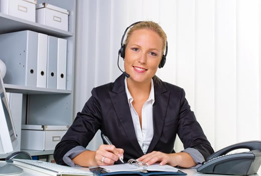 girl-at-desk